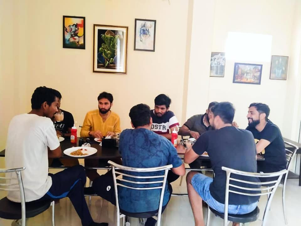 Ubex Home Rishīkesh Extérieur photo
